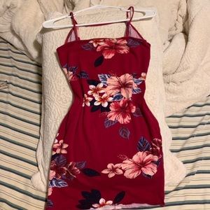 Hawaiian red floral mini